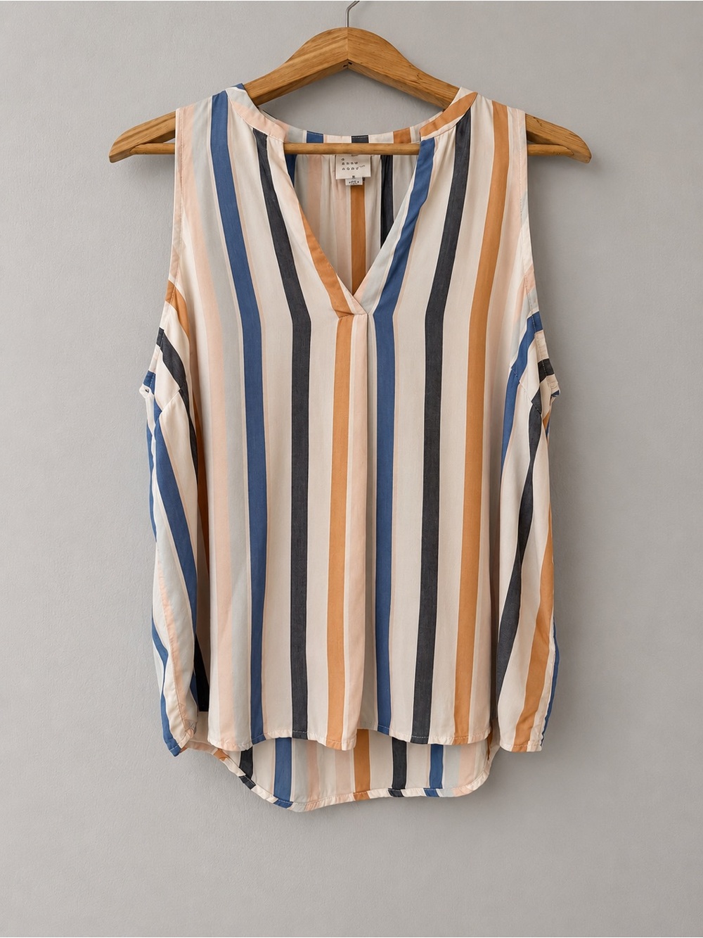 A New Day Women’s Medium Sleeveless Blouse Striped Blue Peach White Rayon Top M